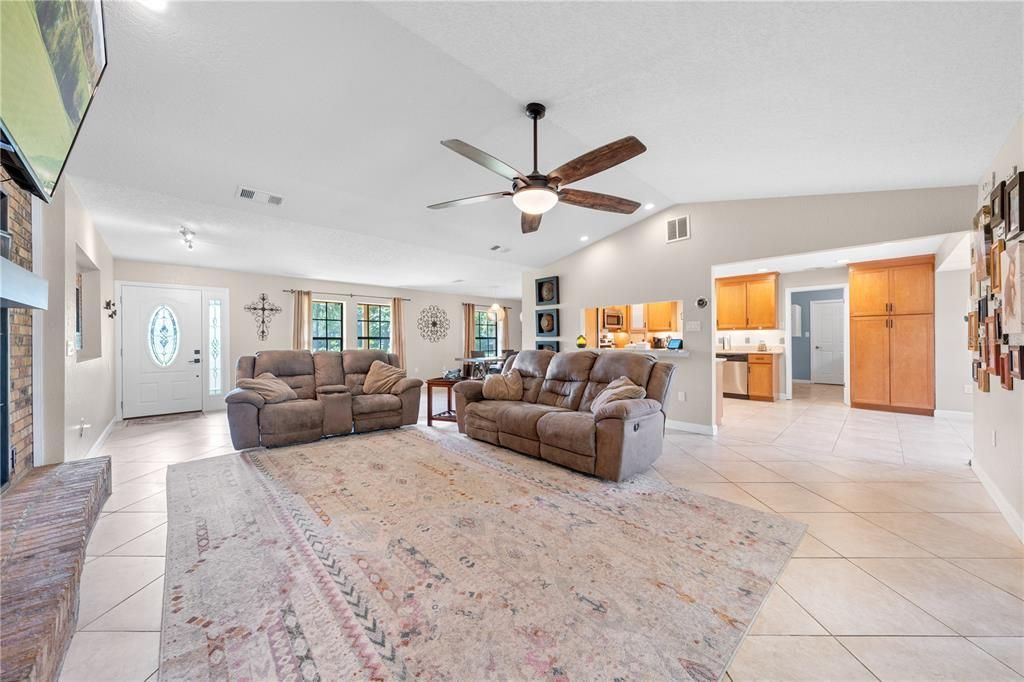 Interior, Kitchen, Living room, Recessed Lighting