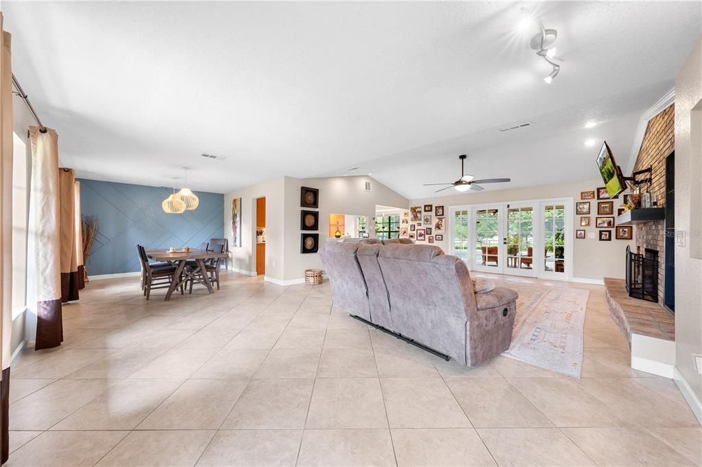 Dining room, Fireplace, Interior, Living room, Pendant Lights, Recessed Lighting