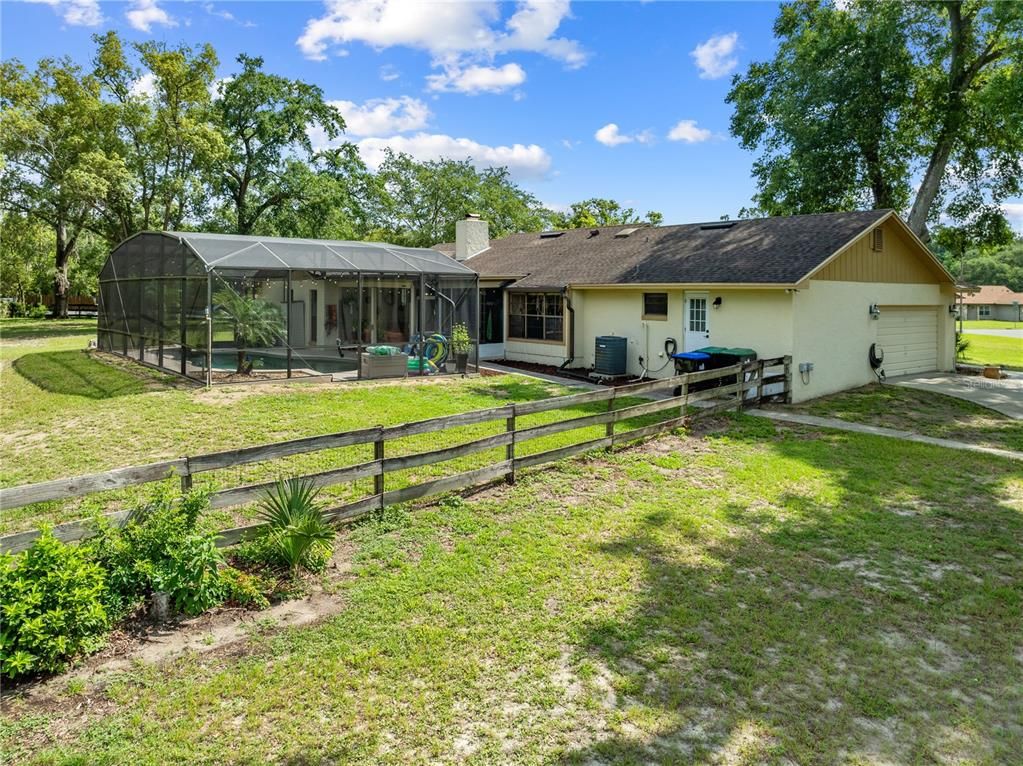 Backyard, Exterior