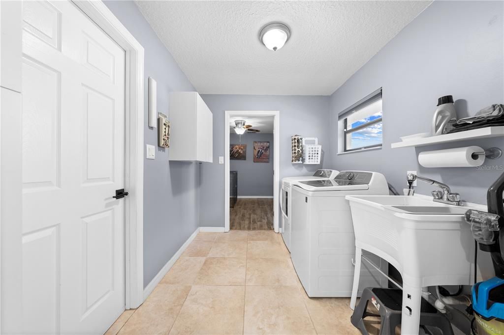 Interior, Washer