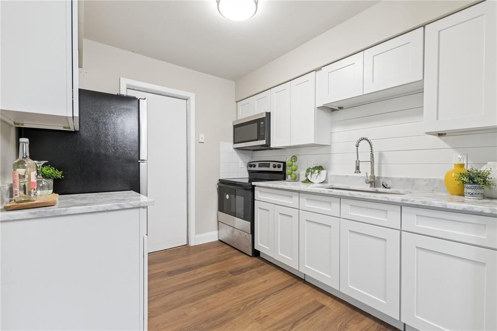Interior, Kitchen, Wood Texture Flooring