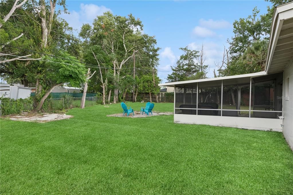 Backyard, Exterior
