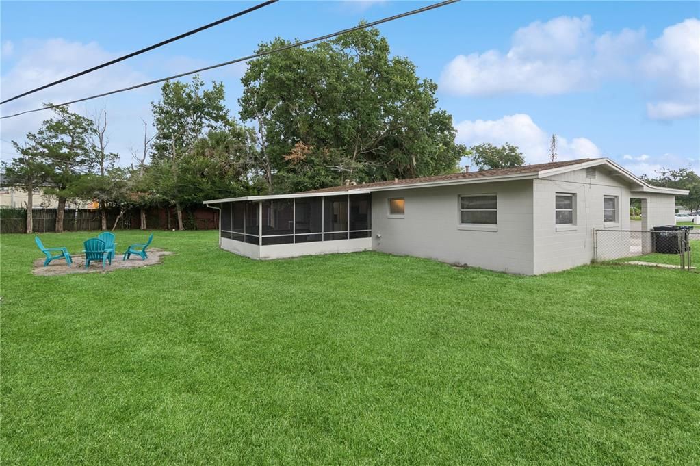 Backyard, Exterior