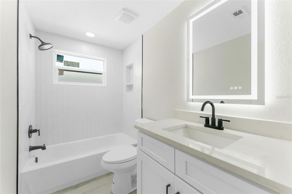 Bathroom, Interior, Recessed Lighting