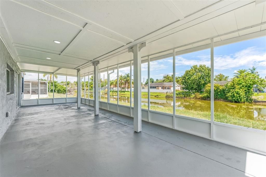 Interior, Recessed Lighting, Sun Room, Water