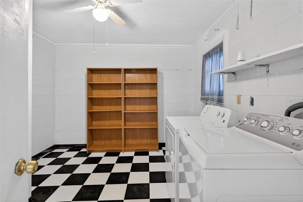 Interior, Washer