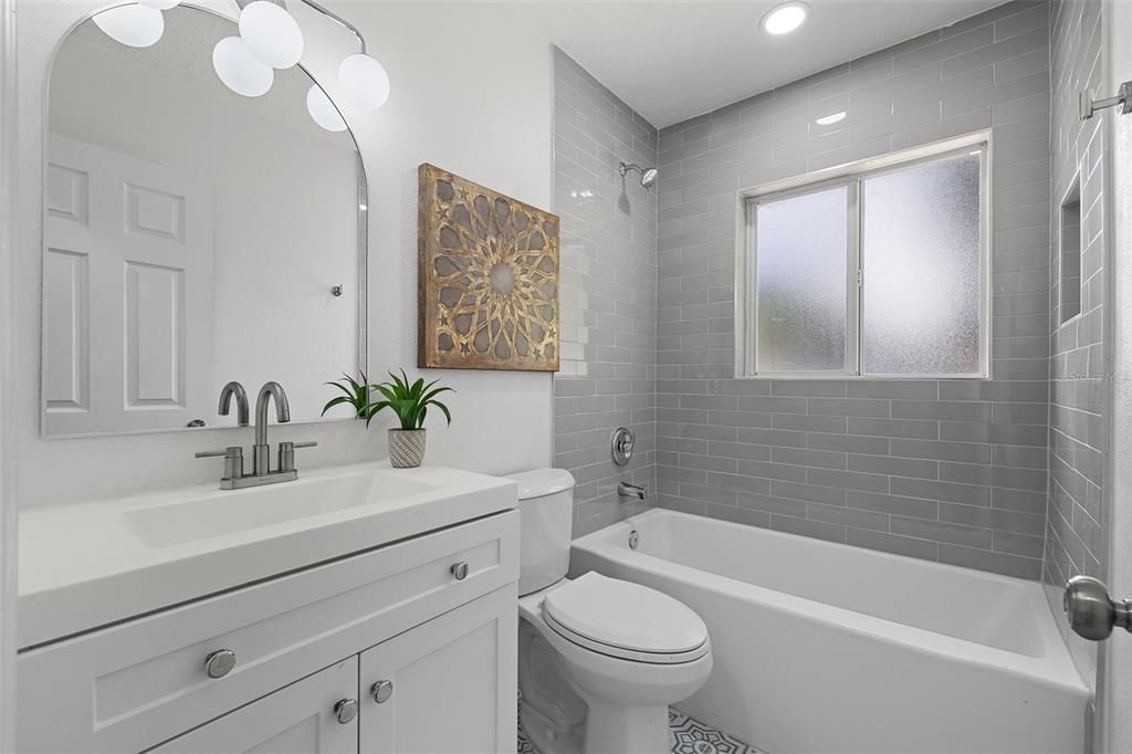 Bathroom, Interior, Recessed Lighting