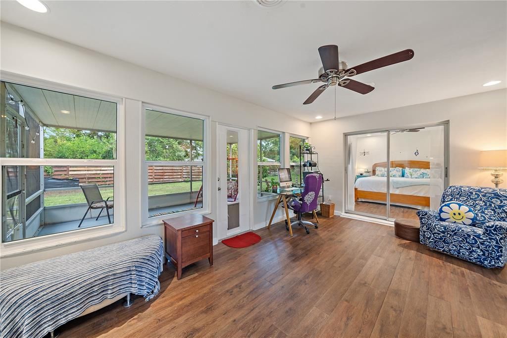 Bedroom, Home Office, Interior, Recessed Lighting, Wood Texture Flooring