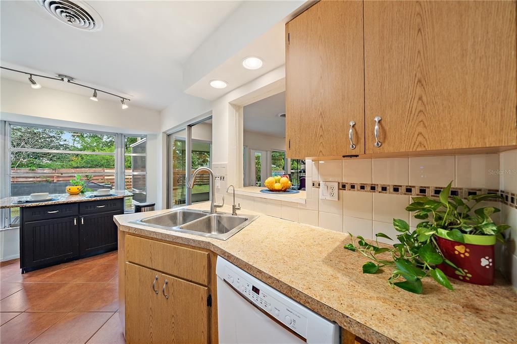 Interior, Kitchen, Recessed Lighting