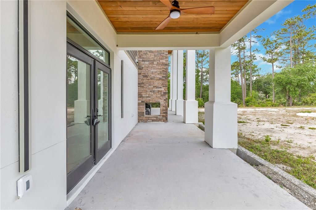 Exterior, Fireplace