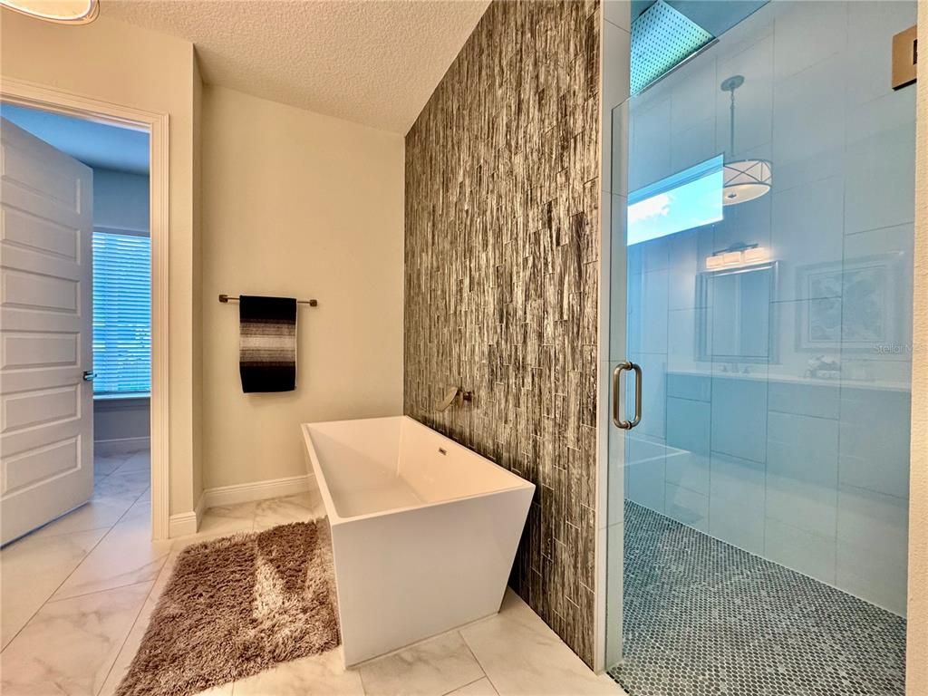 Bathroom, Free Standing Baths, Glass Shower, Interior, Marble