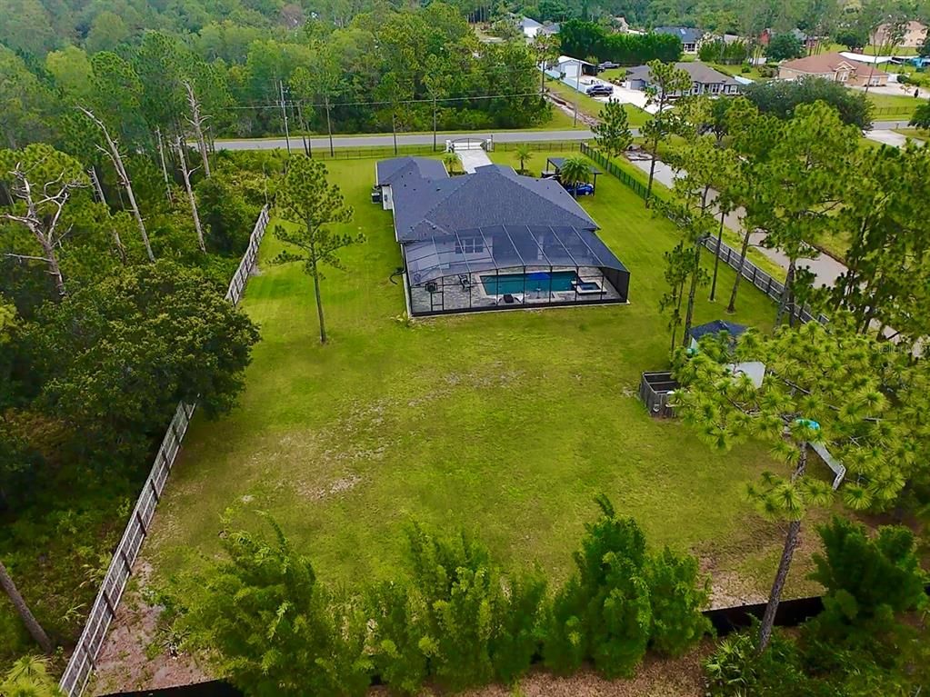 Exterior, Drone