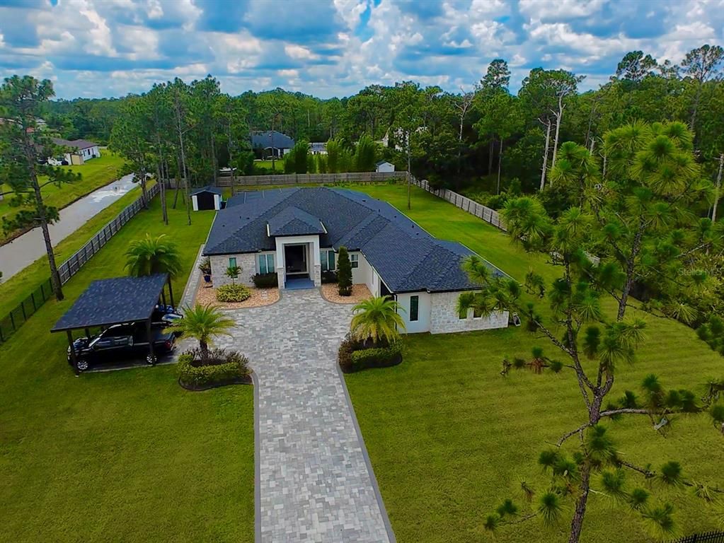 Exterior, Drone
