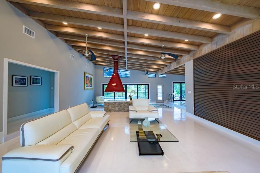 Interior, Living room, Pendant Lights, Recessed Lighting, Wooden Beams, Wooden Ceilings