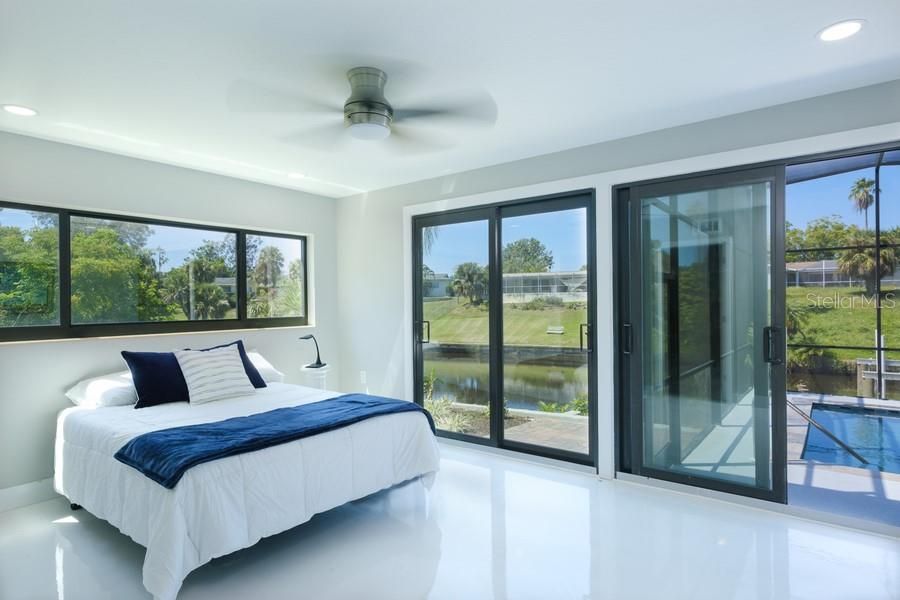 Bedroom, Interior, Recessed Lighting, Water