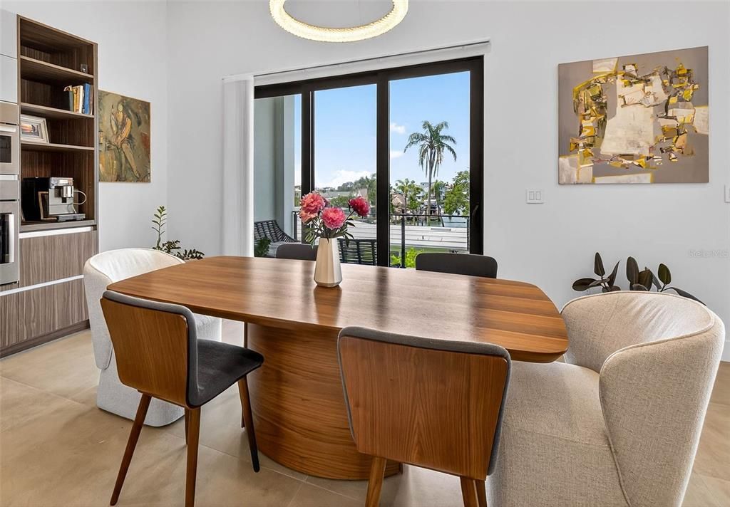 Dining room, Interior, Pendant Lights