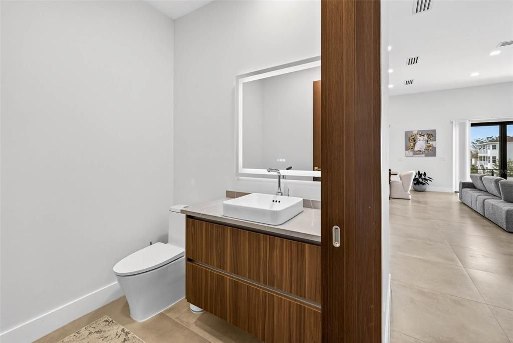 Bathroom, Interior, Recessed Lighting