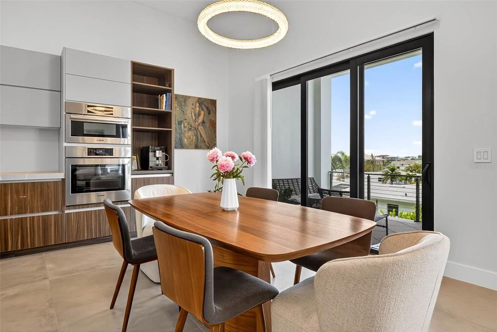 Dining room, Interior, Kitchen, Pendant Lights, Stainless Steel Appliances