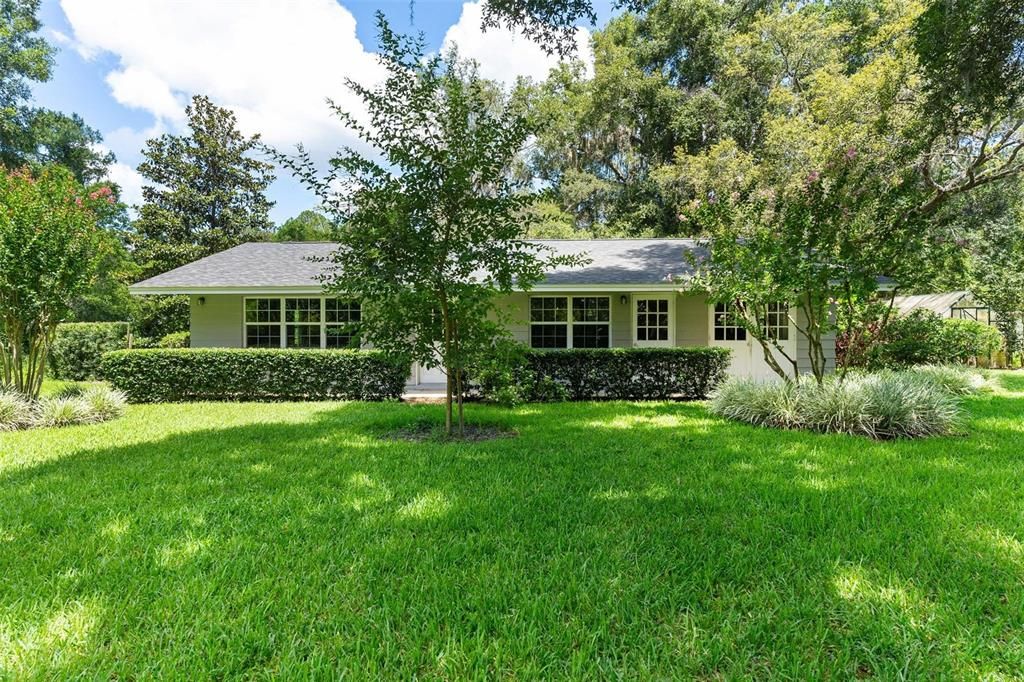 Backyard, Exterior