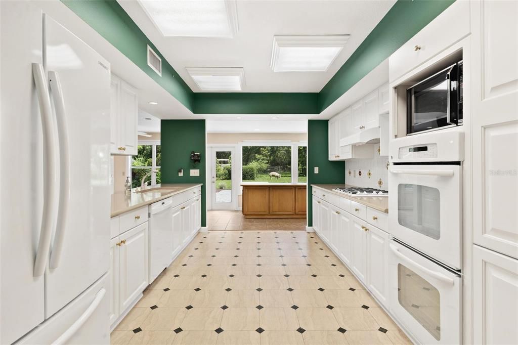 Interior, Kitchen, Recessed Lighting