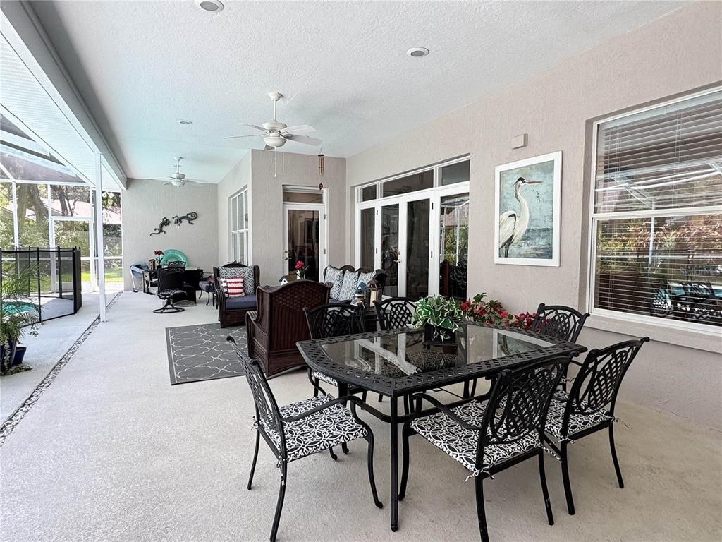 Dining room, Interior, Living room, Recessed Lighting