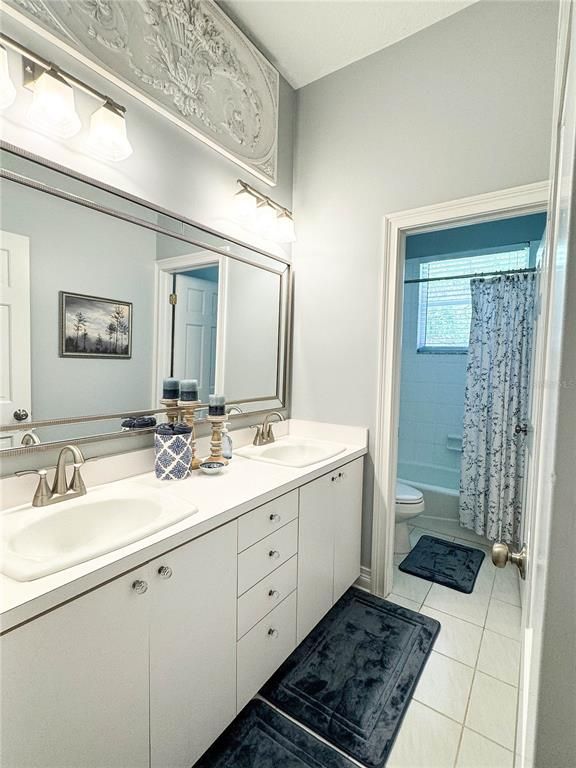 Bathroom, Dual Sink Vanities, Interior