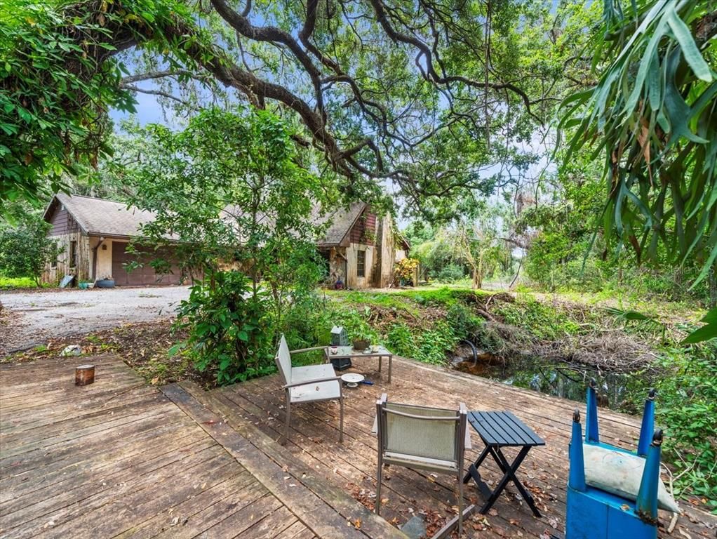 Backyard, Exterior