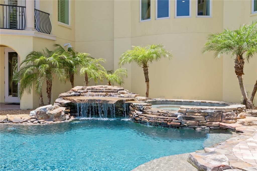 Exterior, Pool