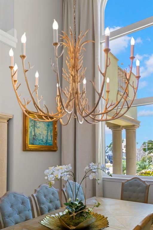 Chandelier, Dining room, Interior