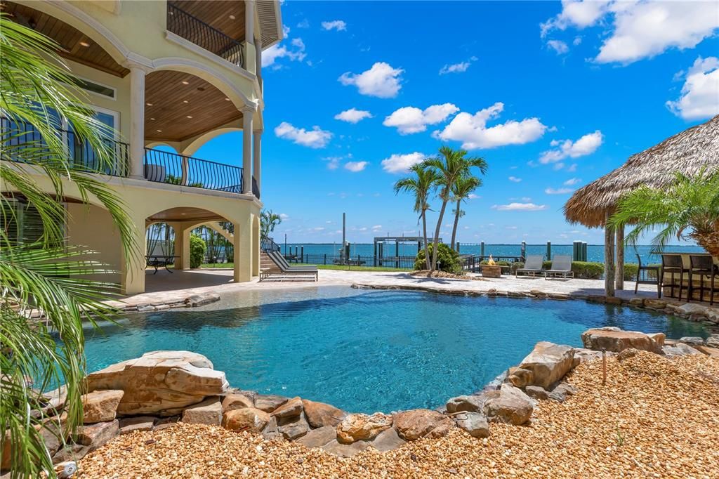 Exterior, Pool, Water