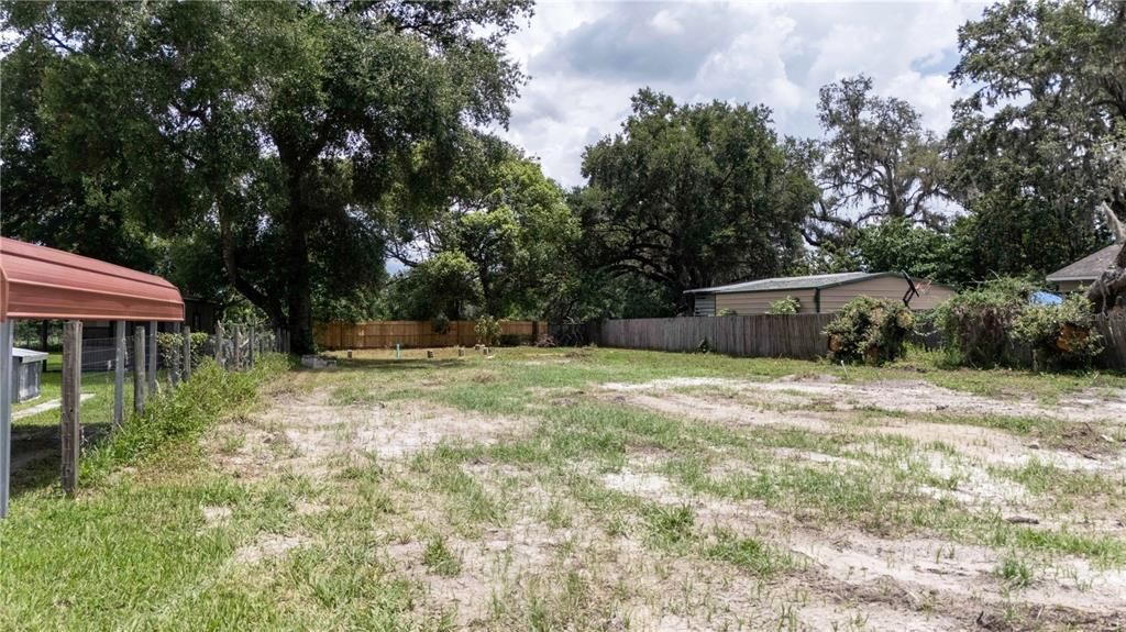 Backyard, Exterior