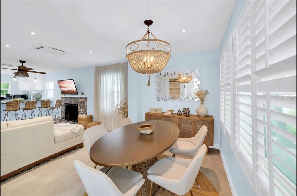 Chandelier, Dining room, Fireplace, Interior, Recessed Lighting
