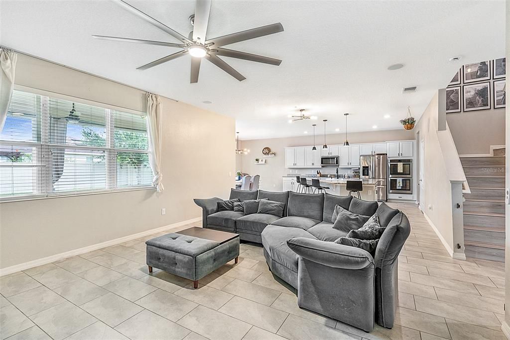 Interior, Kitchen, Living room, Pendant Lights, Recessed Lighting, Stainless Steel Appliances