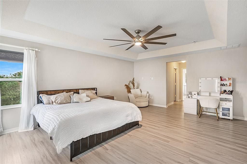 Bedroom, Home Office, Interior, Wood Texture Flooring