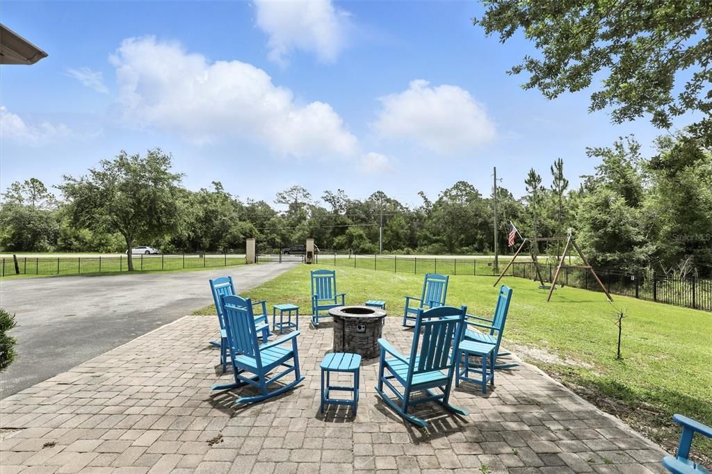 Backyard, Exterior, Playground