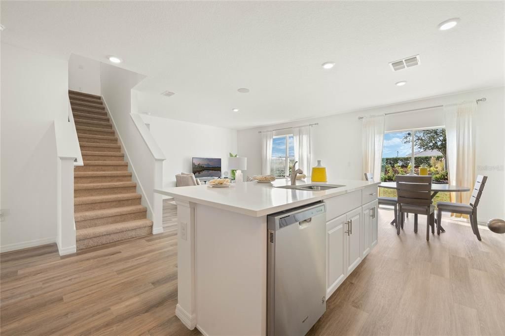 Dining room, Interior, Kitchen, Recessed Lighting, Wood Texture Flooring