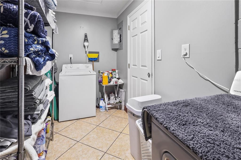 Interior, Washer