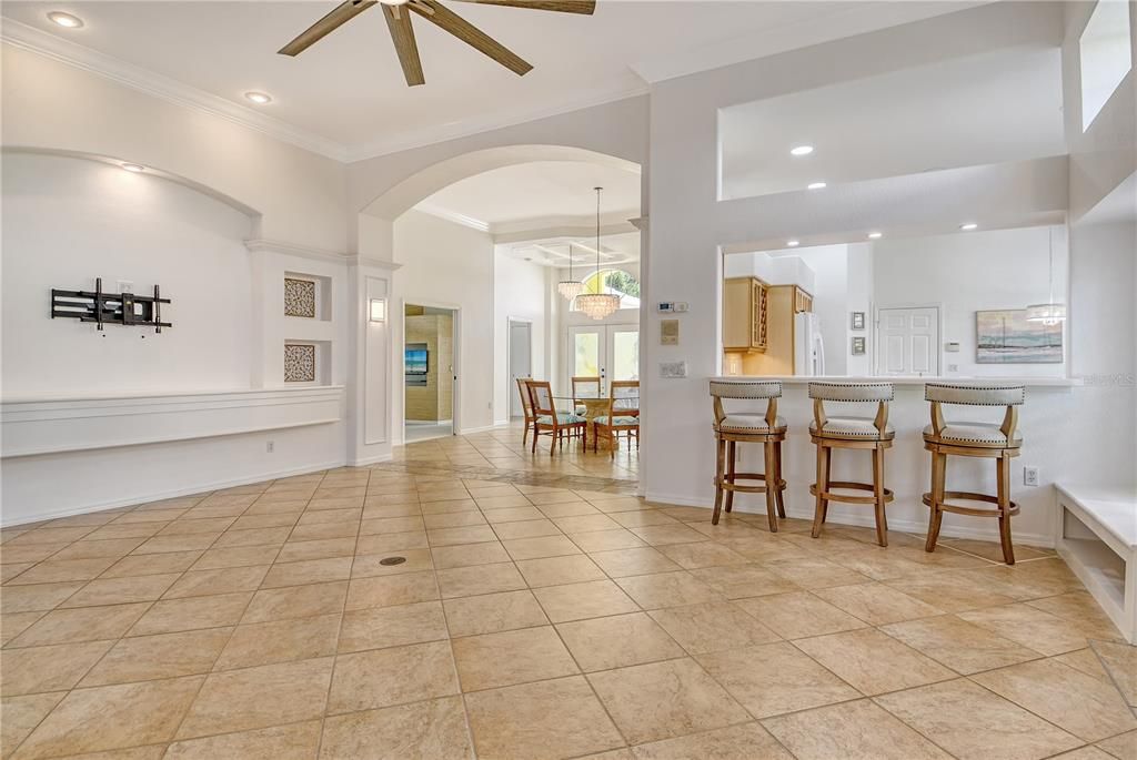 Dining room, Interior, Pendant Lights, Recessed Lighting