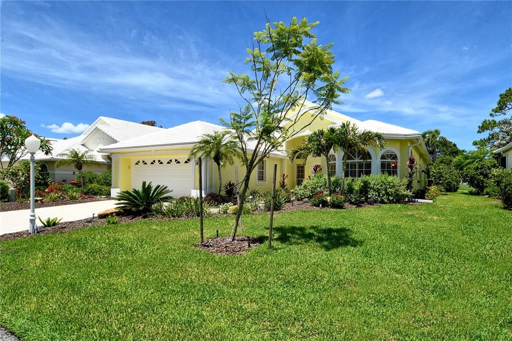 Attached, Backyard, Exterior, Facade, Ranch