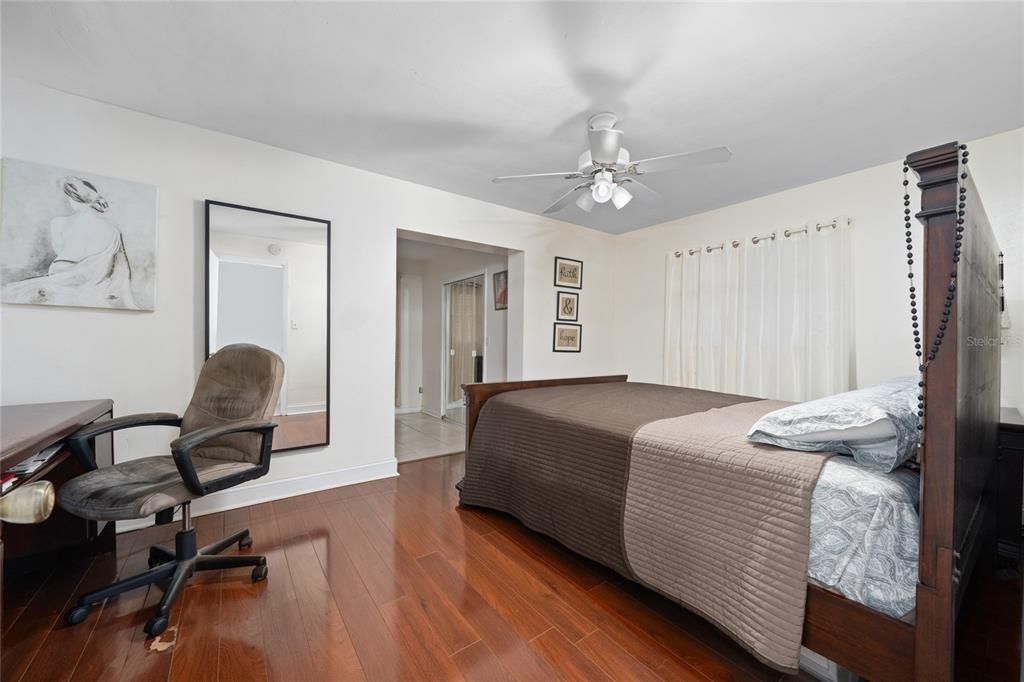 Bedroom, Home Office, Interior, Wood Texture Flooring