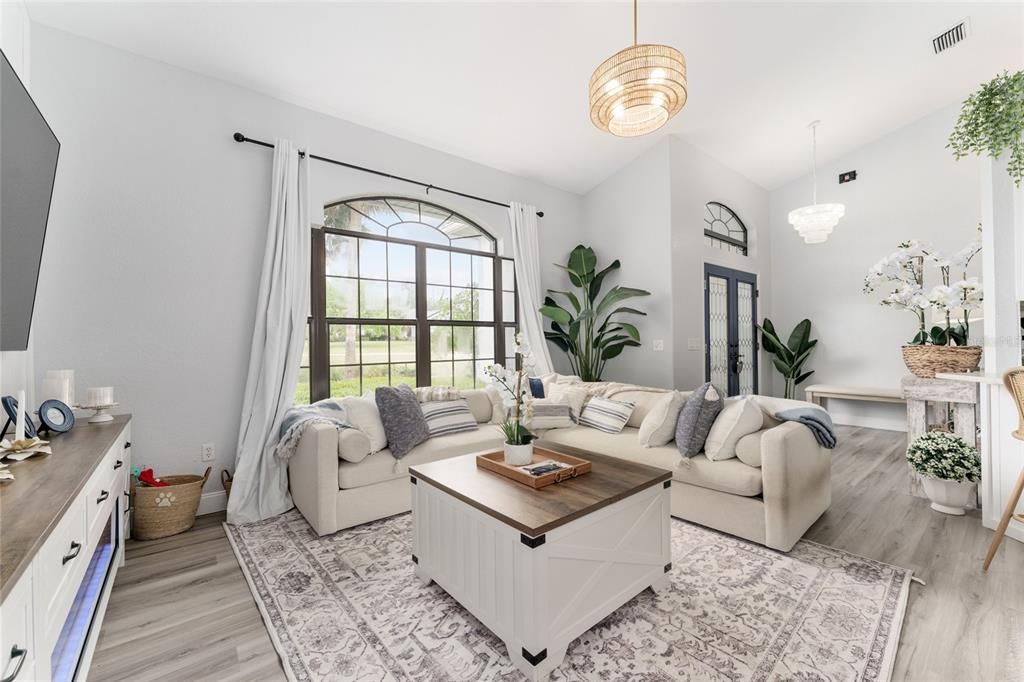Chandelier, Interior, Living room, Pendant Lights, Wood Texture Flooring
