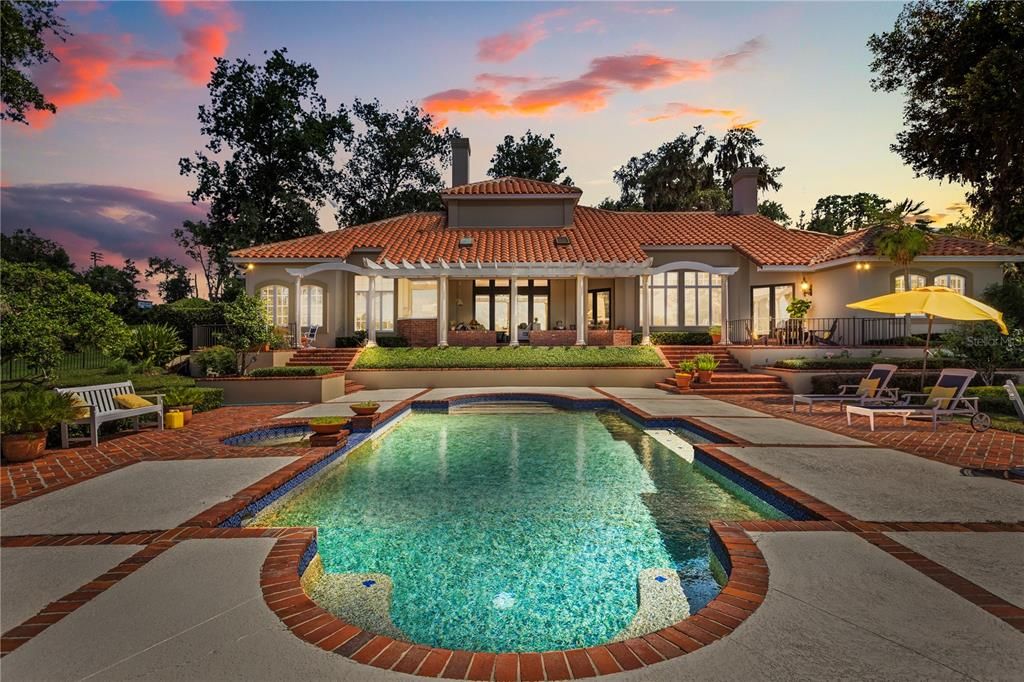 Exterior, Pool