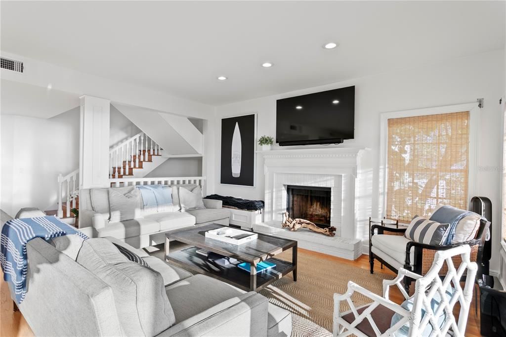 Fireplace, Interior, Living room, Recessed Lighting, Wood Texture Flooring