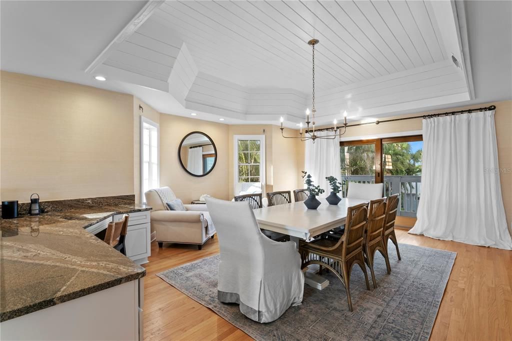 Chandelier, Dining room, Interior, Living room, Pendant Lights, Recessed Lighting, Wood Texture Flooring