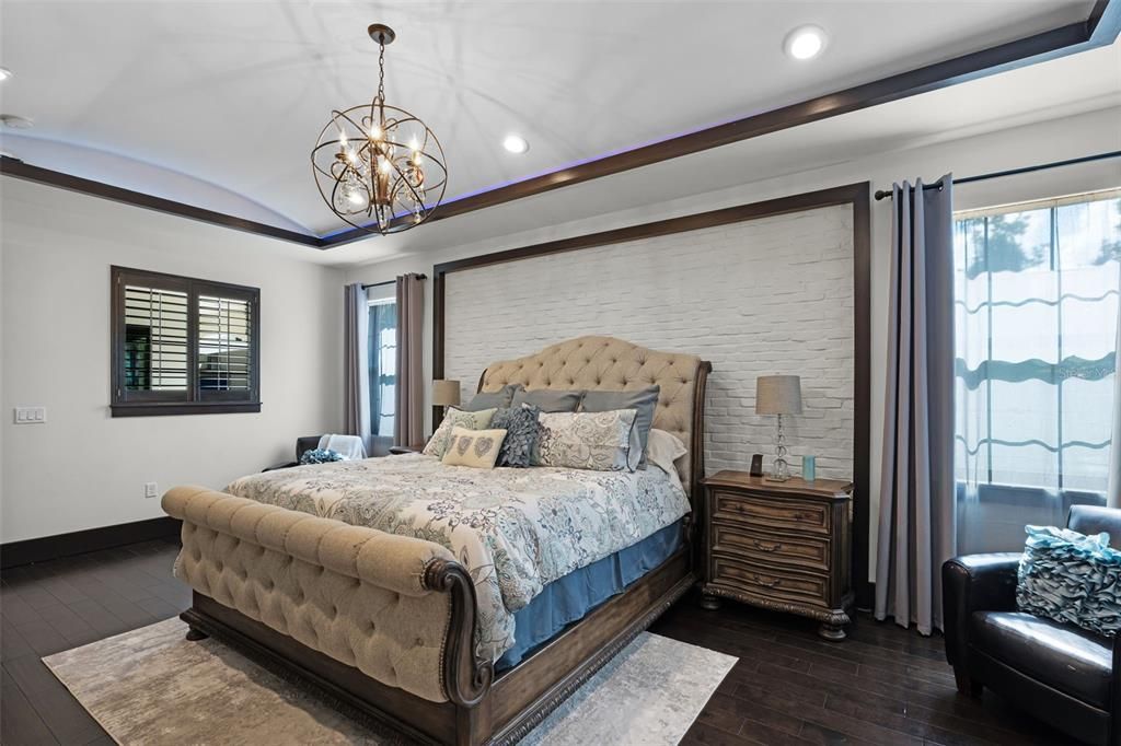 Bedroom, Chandelier, Interior, Pendant Lights, Recessed Lighting, Wood Texture Flooring