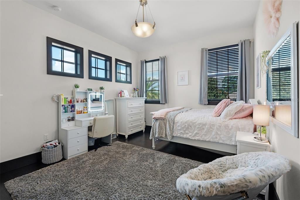 Bedroom, Home Office, Interior, Pendant Lights