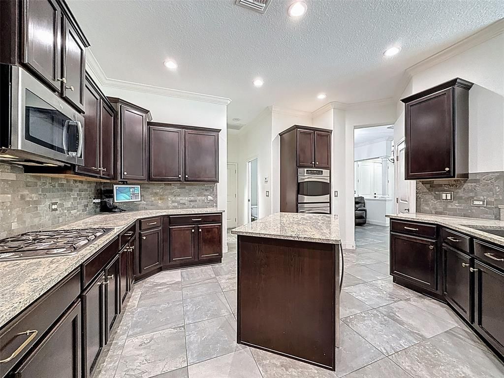 Interior, Kitchen, Recessed Lighting