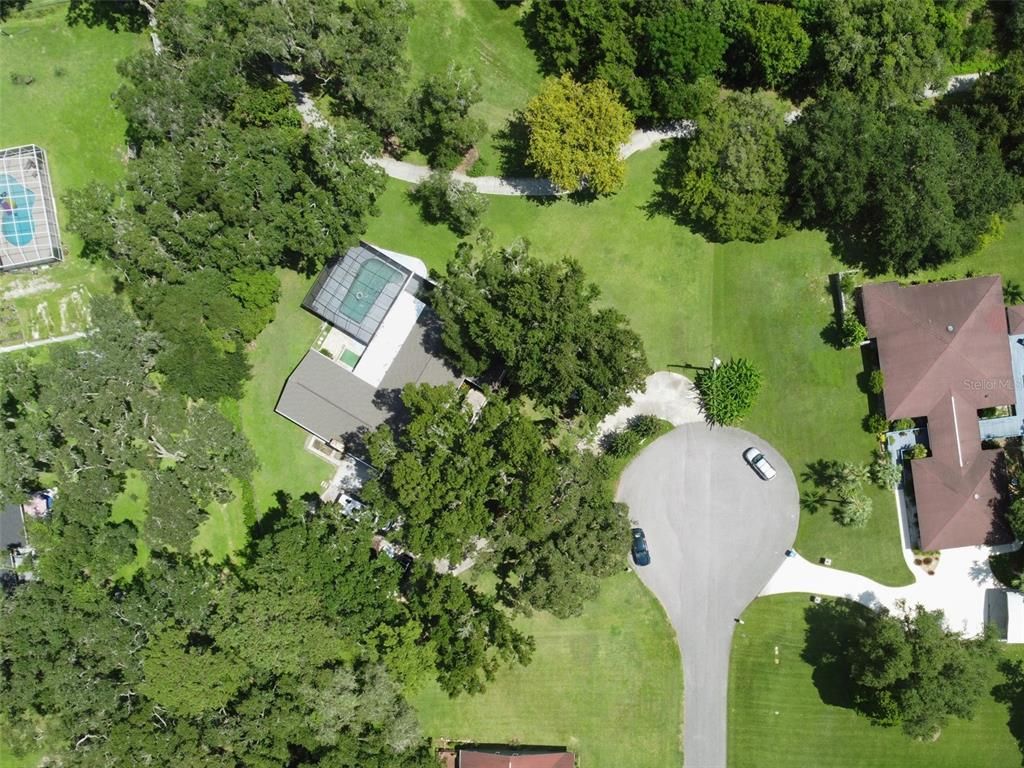 Exterior, Drone