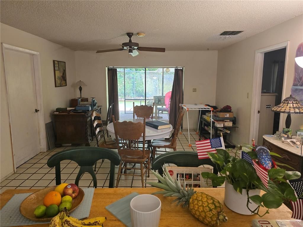 Dining room, Interior