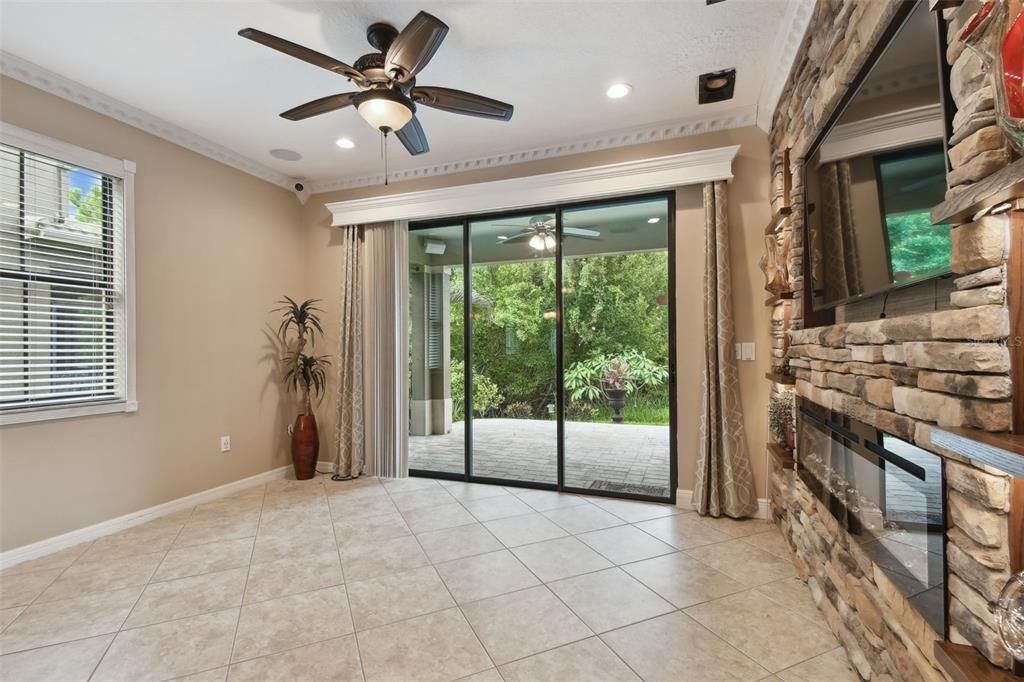 Fireplace, Interior, Recessed Lighting